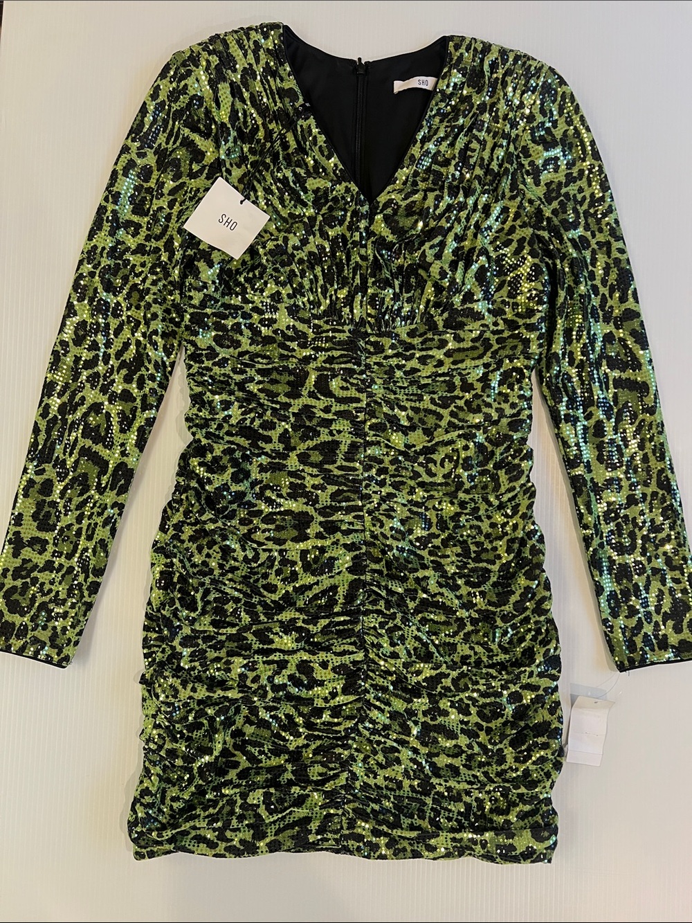 New SHO Women’s Green Sequin Leopard Midi Dress in Size Medium